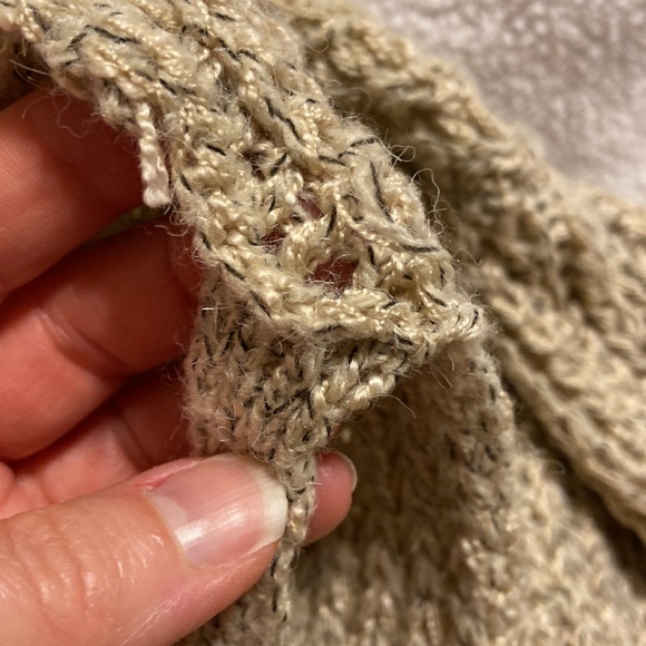 Shirley Lee Sweater with a twist back . Open - Picture 12 of 14